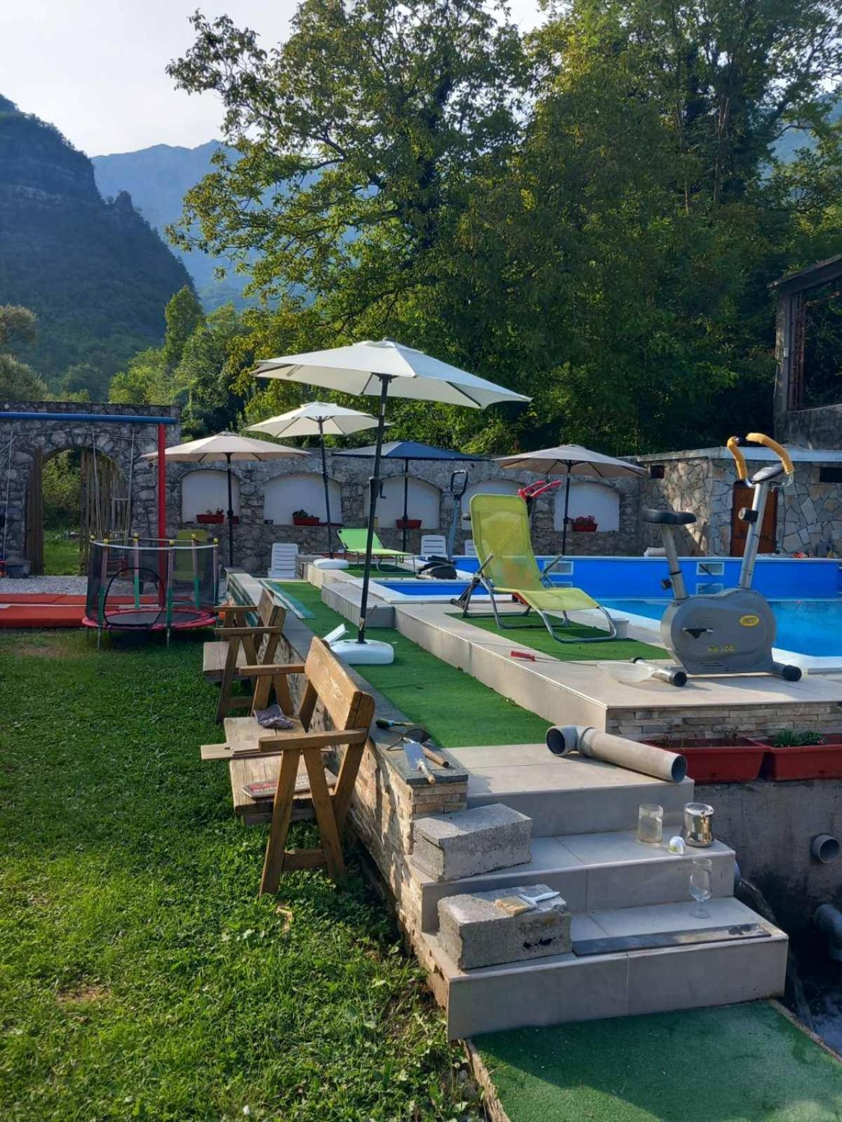 Kuca Za Odmor Sa Bazenom Diva Grabovica Vila Jablanica Exterior foto