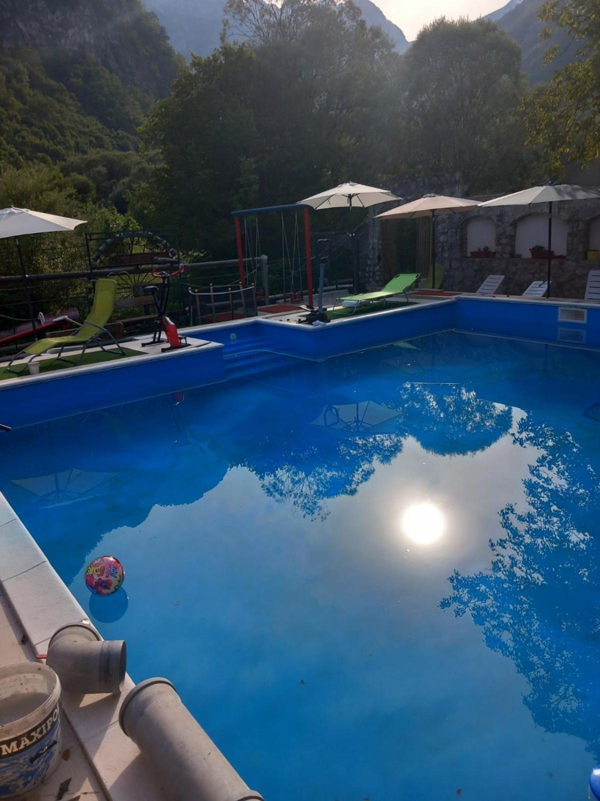 Kuca Za Odmor Sa Bazenom Diva Grabovica Vila Jablanica Exterior foto